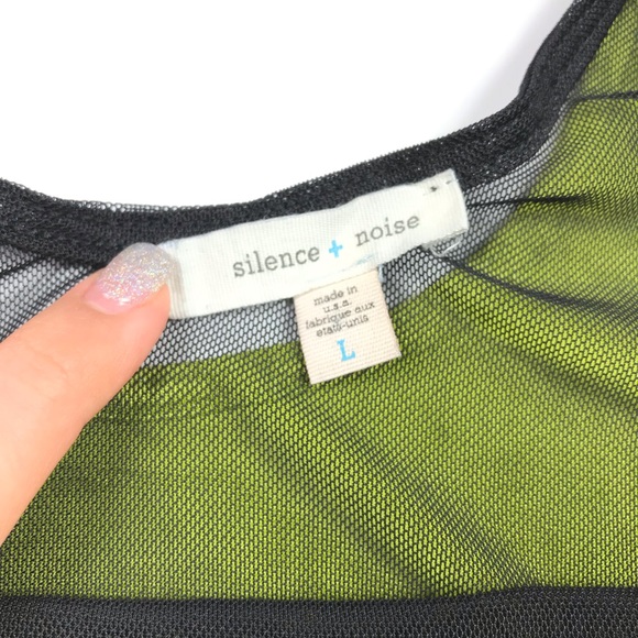 Silence + Noise Sheer Scoop Neck Tank Crop Top - Picture 3 of 6